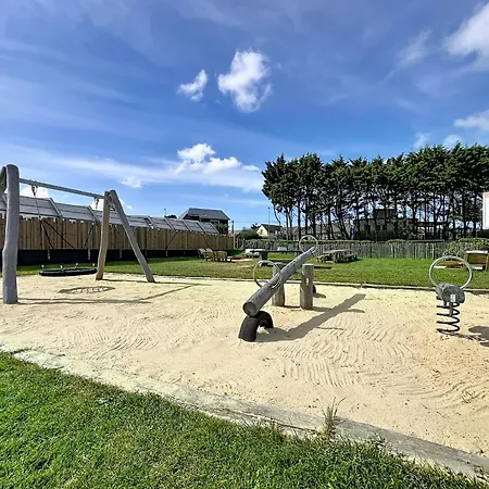 Maison 3 Ch, Piscine Chauffee - 6 Pers. - Fr-1-875-4 Semesterbostad Saint-Pair-sur-Mer